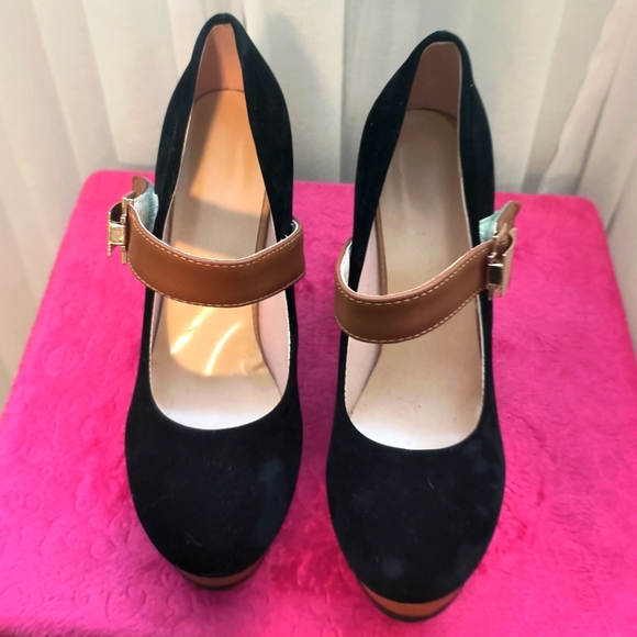 Platform pumps size 7.5us NWOT - Picture 4 of 4